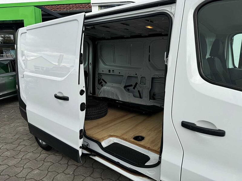 Nissan NV300 Kastenwagen L2H1 2,9t COMFORT*AHK*RFK