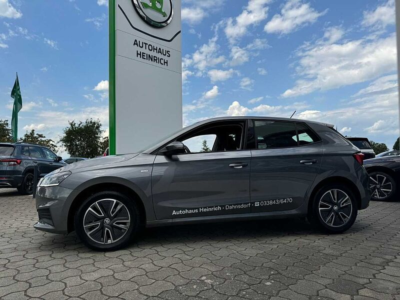 SKODA Fabia Tour*PDC*SHZ*Allwetter*SmartLink