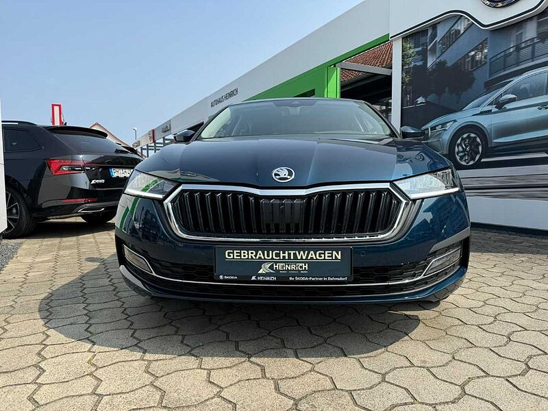 SKODA Octavia 2.0TDI 6-Gang*LED*PDC*SmartLink*SideAssist