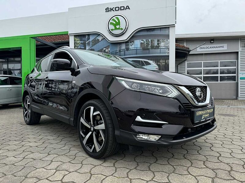 Nissan Qashqai Tekna DCT *360°Cam*LED*LEDER*AHK*19Zoll