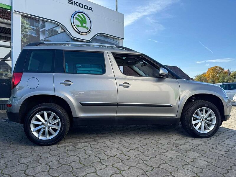 SKODA Yeti Outdoor 110PS 6-Gang*SHZ*PDC*Bi-Xenon*