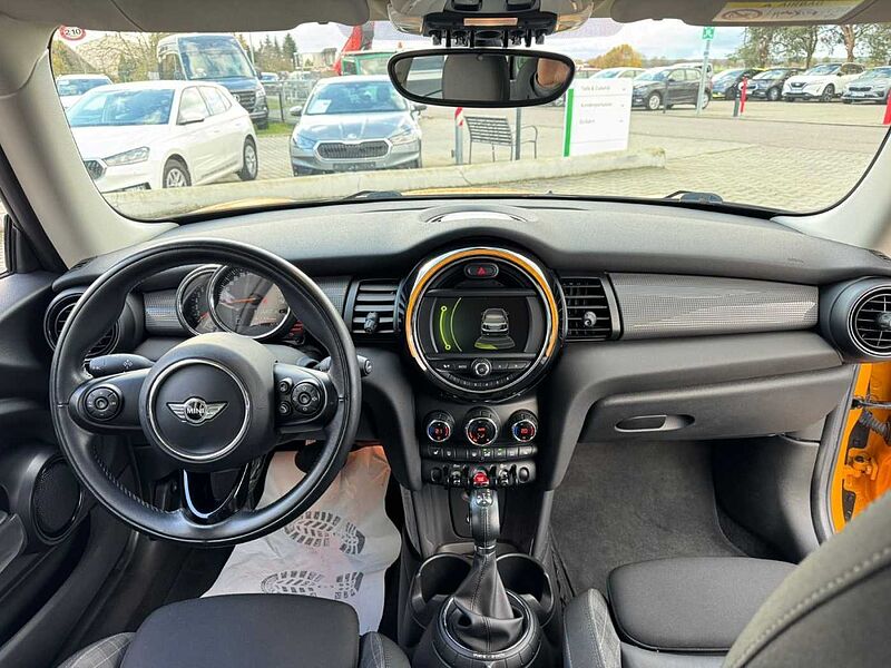 MINI Cooper Automatik*17Zoll*SHZ*Bluetooth