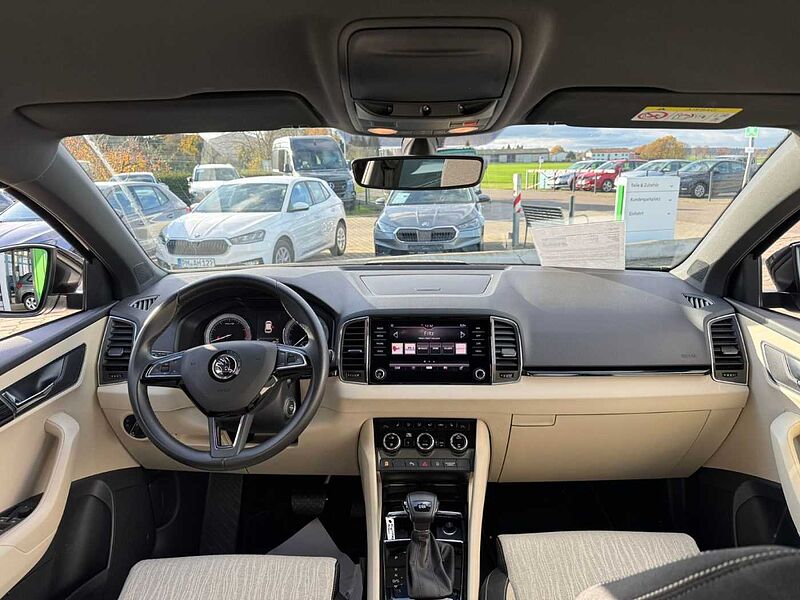 SKODA Karoq Style 1.5 TSI DSG*RFK*NAVI*AHK*StHz*