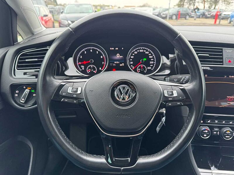 Volkswagen Golf Variant 7 1.5 TSI DSG*NAVI*LED*SHZ*PDC