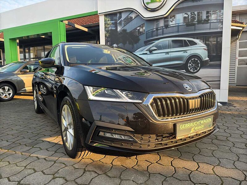 SKODA Octavia Combi 1.5 TSI 6-Gang*NAVI*SideAss*ACC*eHeck