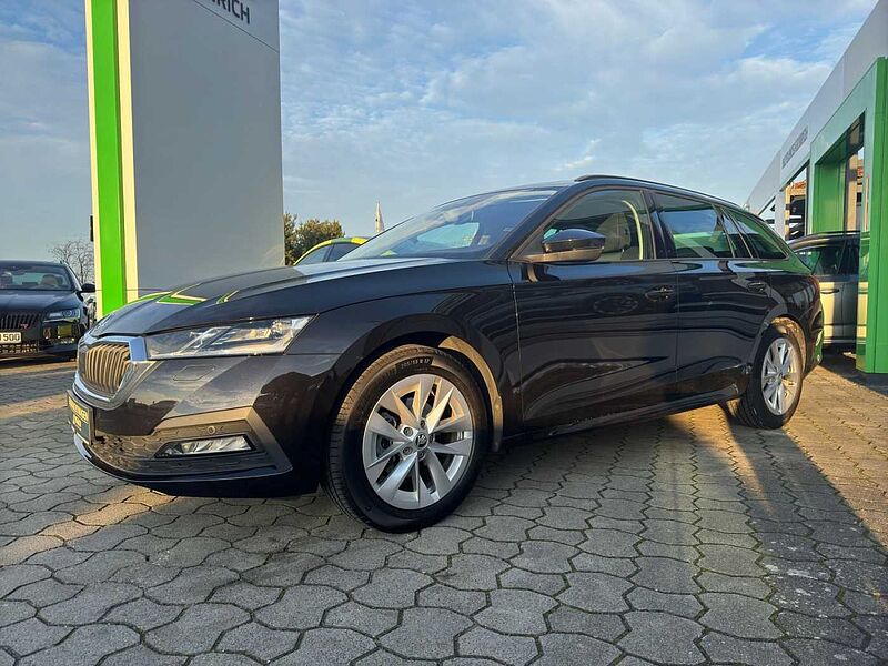 SKODA Octavia Combi 1.5 TSI 6-Gang*NAVI*SideAss*ACC*eHeck